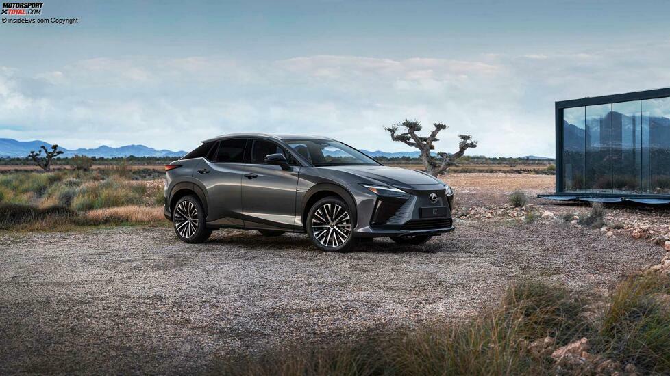 Lexus RZ 450e (2022)