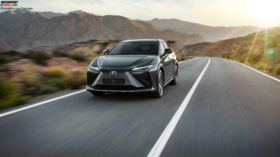 Lexus RZ 450e (2022)