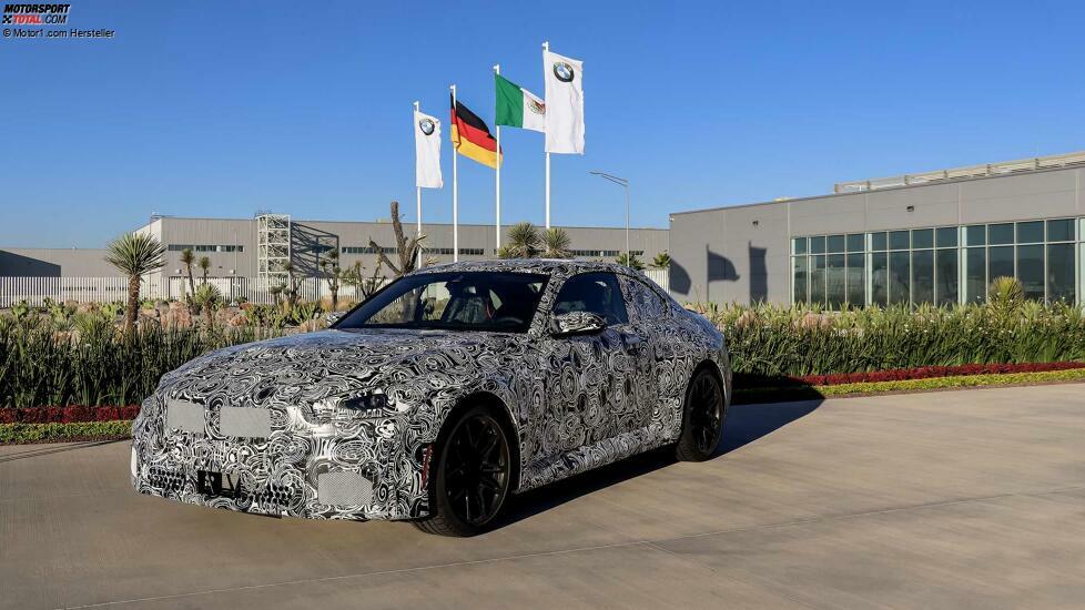 BMW M2 (2023) auf offiziellen Teaserbildern