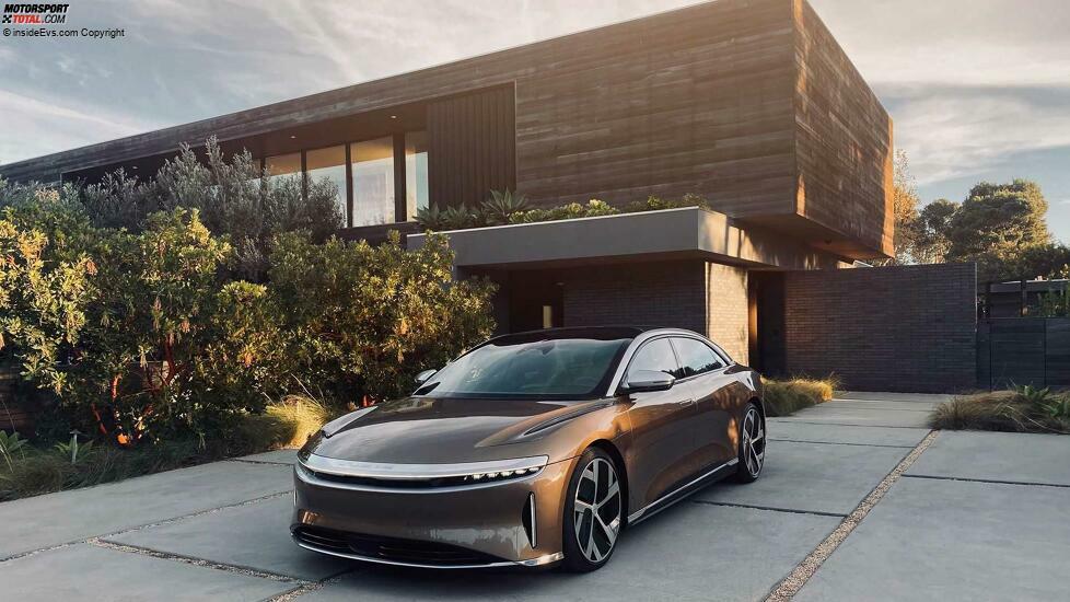 Lucid Air (2022)