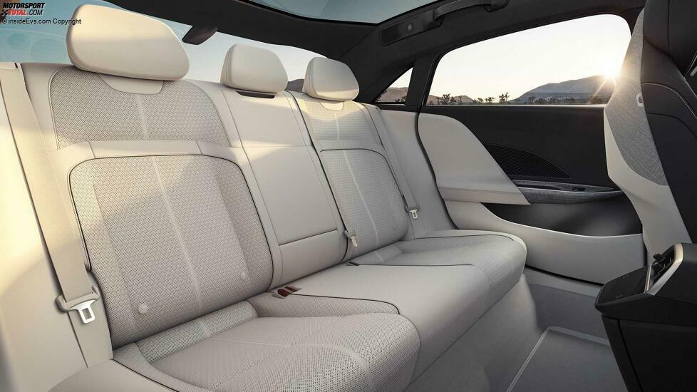 Lucid Air (2022)