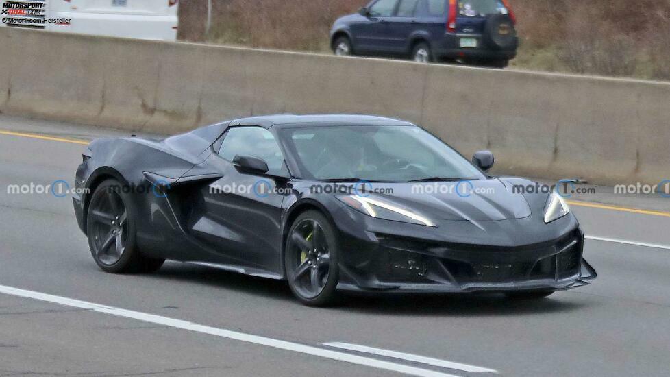 2023 Chevrolet Corvette E-Ray neue Erlkönigbilder