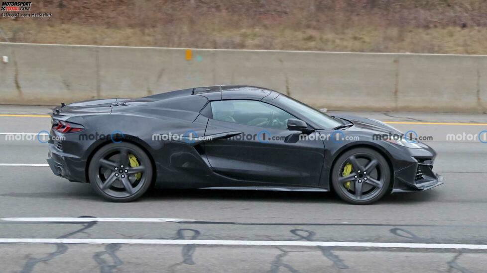 2023 Chevrolet Corvette E-Ray neue Erlkönigbilder