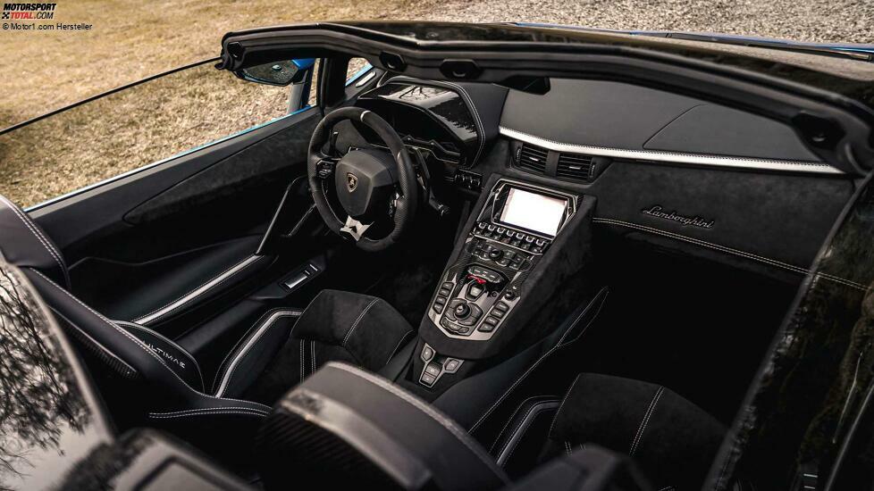Lamborghini Aventador Ultimae (2022)