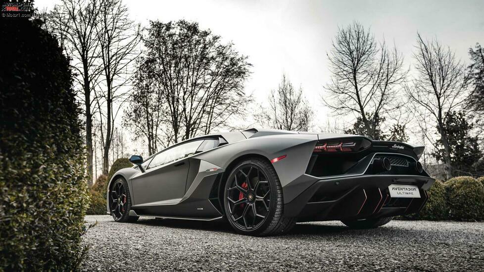 Lamborghini Aventador Ultimae (2022)