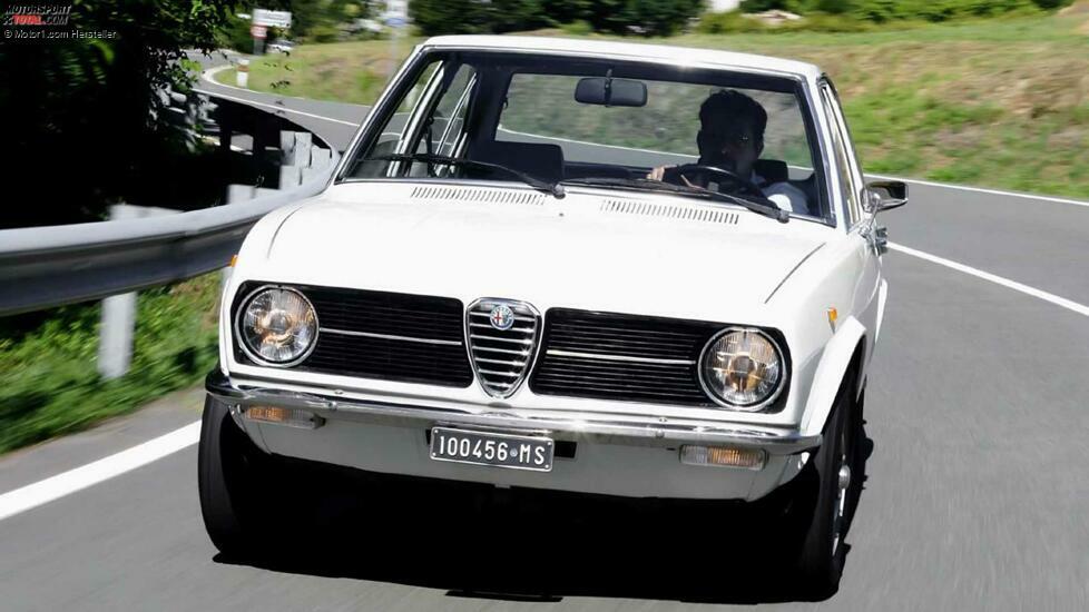 Alfa Romeo Alfetta 1.6 1975 - vorne