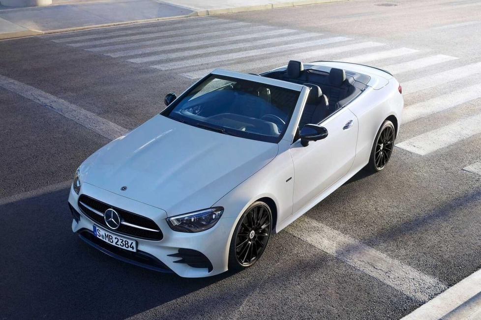 Erhältlich für Limousine, Coupé, Cabrio und T-Modell ...