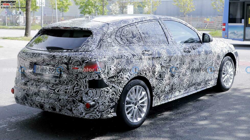 BMW 1er Redesign Spionageaufnahmen