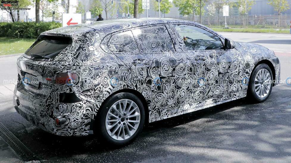 BMW 1er Redesign Spionageaufnahmen