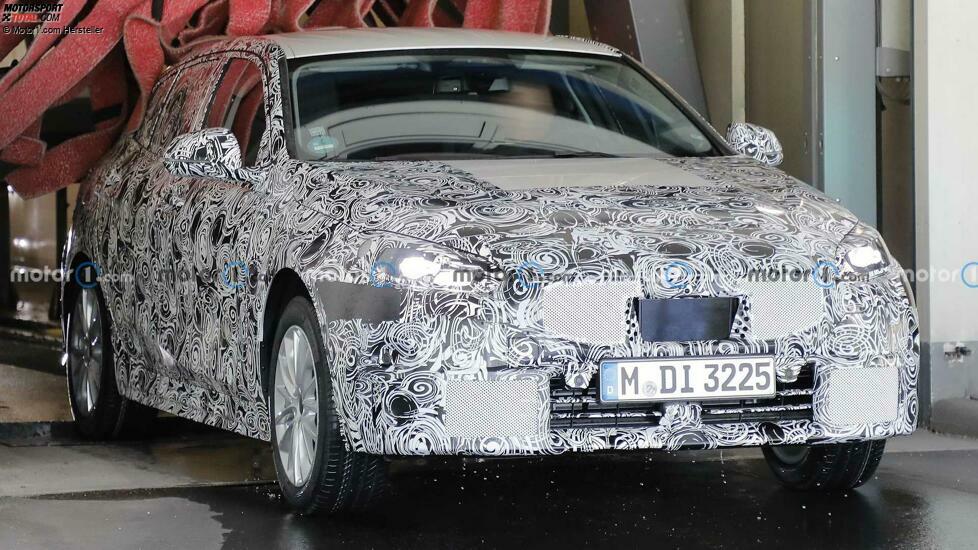BMW 1er Redesign Spionageaufnahmen