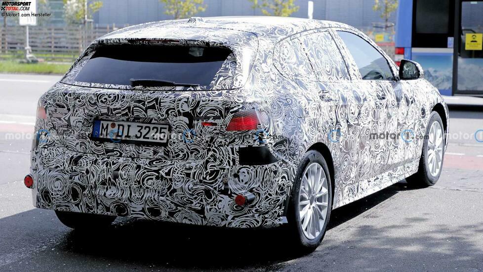 BMW 1er Redesign Spionageaufnahmen
