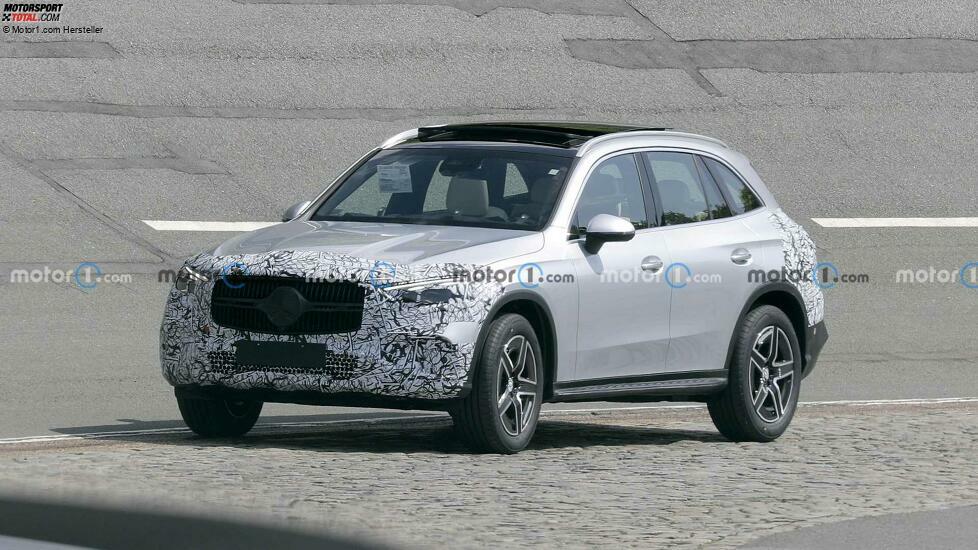 2023 Mercedes GLC mit minimalem Tarnfoto