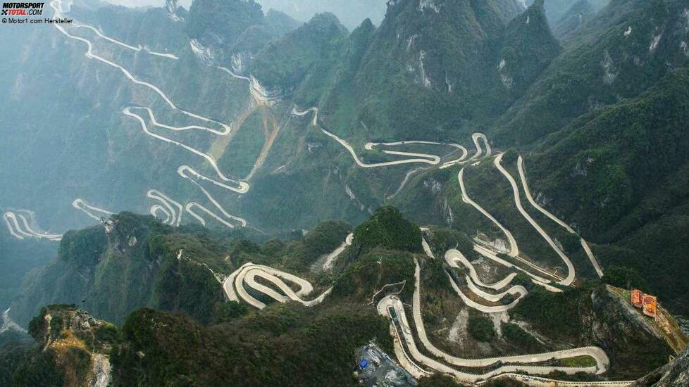 Volkswagen ID.R - Tianmen Shan Big Gate Road