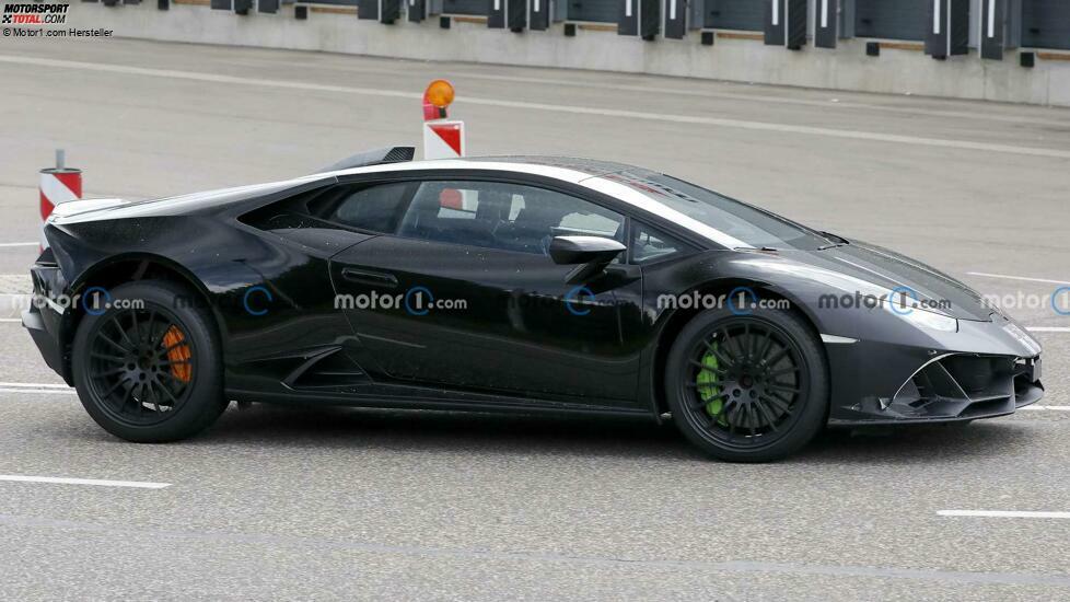 Lamborghini Huracán Sterrato (2022) als Erlkönig