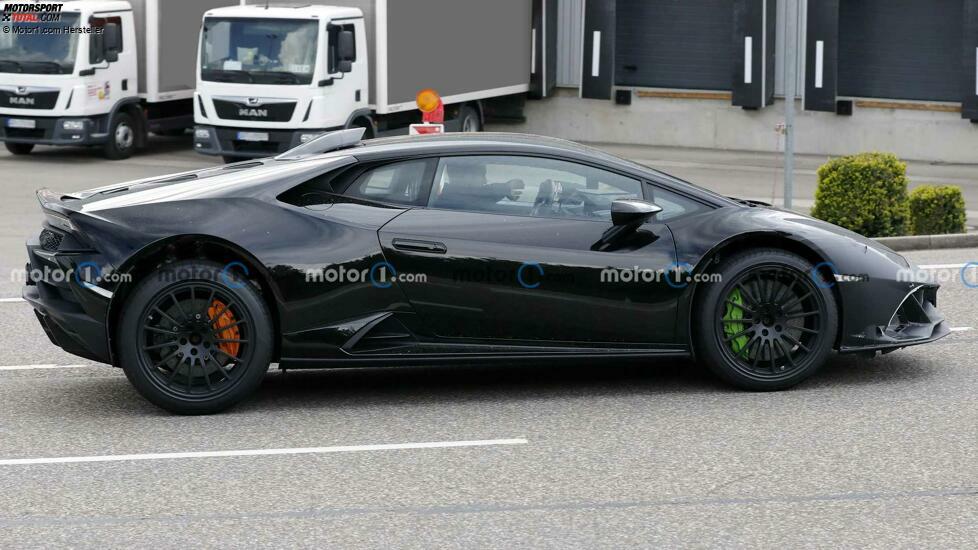 Lamborghini Huracán Sterrato (2022) als Erlkönig