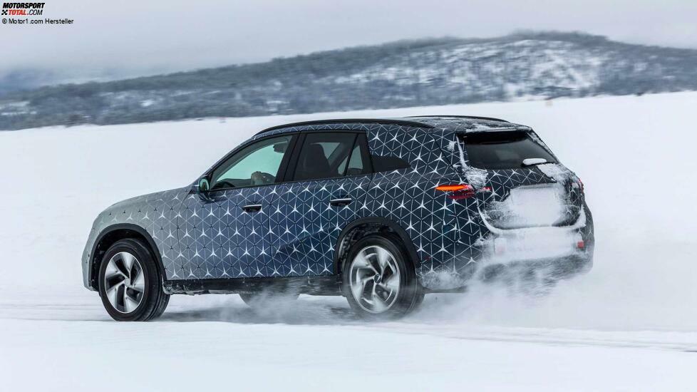 Mercedes GLC (2022) als Prototyp bei der Wintererprobung