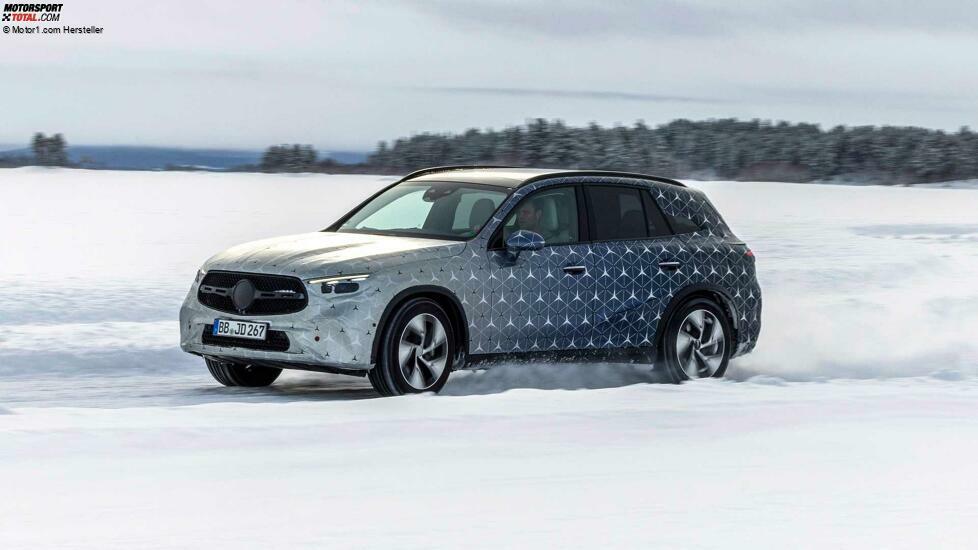 Mercedes GLC (2022) als Prototyp bei der Wintererprobung