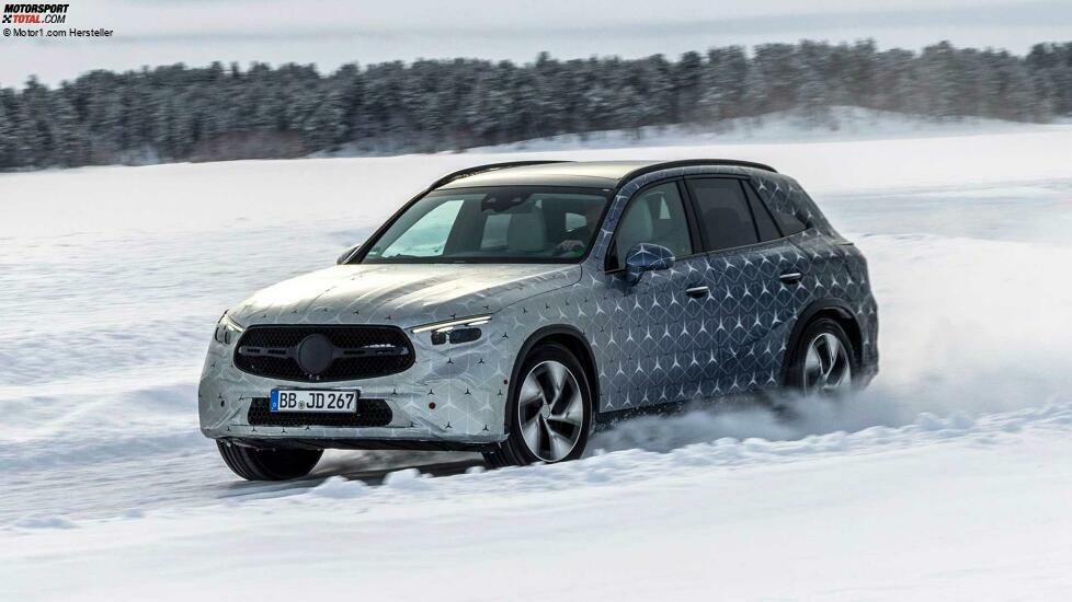 Mercedes GLC (2022) als Prototyp bei der Wintererprobung