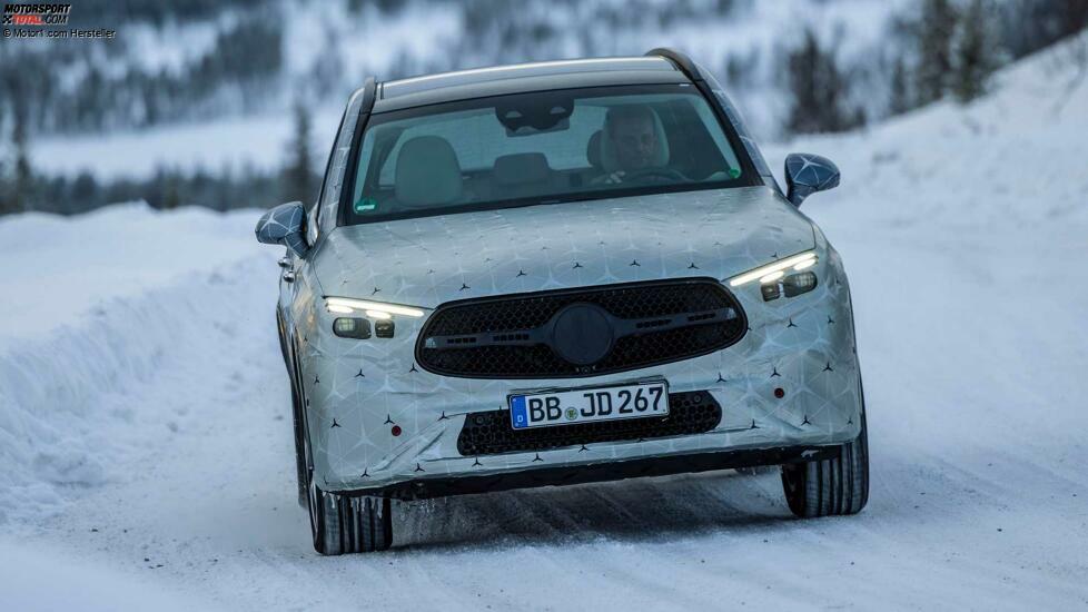 Mercedes GLC (2022) als Prototyp bei der Wintererprobung