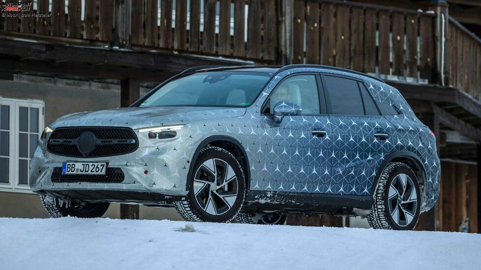 Mercedes GLC (2022) als Prototyp bei der Wintererprobung