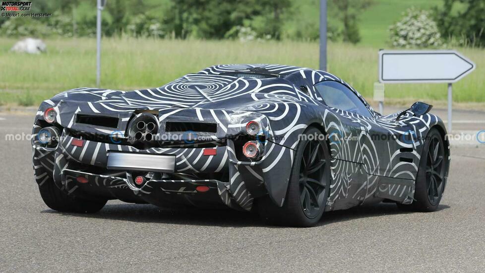 Pagani C10 als Erlkönig erwischt