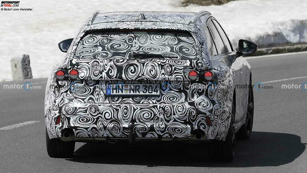 Audi A4 Avant (2023) als Erlkönig