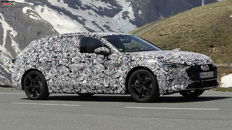 Audi A4 Avant (2023) als Erlkönig