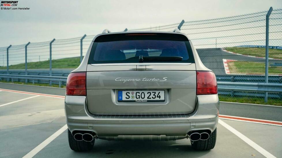 Porsche Cayenne Turbo S E1