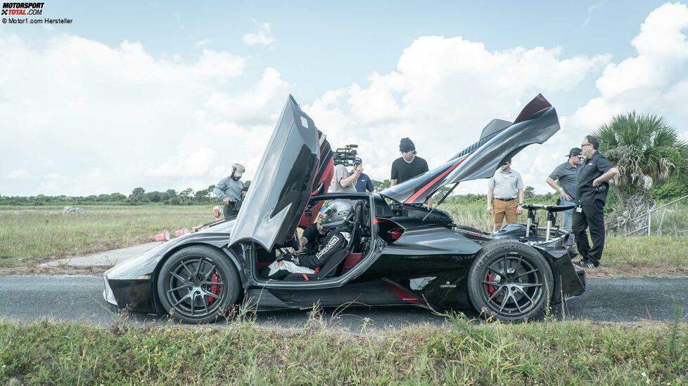 SSC Tuatara erreicht 295 Meilen pro Stunde auf dem Johnny Bohmer Proving Grounds