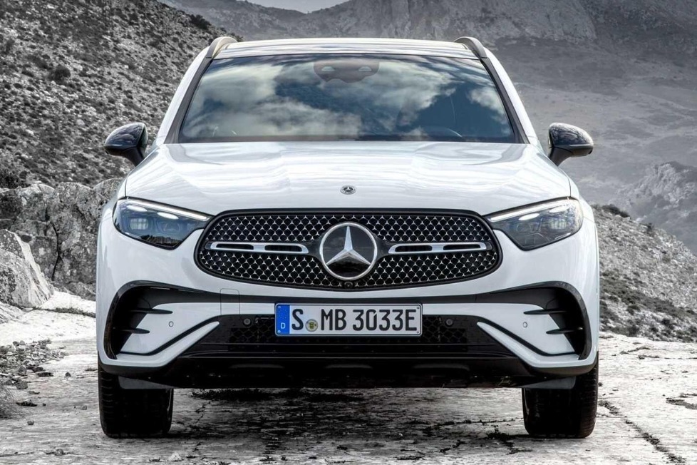 Plug-in-Hybrid-Versionen der neuen GLC-Generation brillieren mit großem 31-kWh-Akku