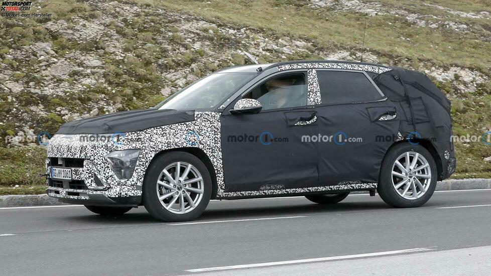 Hyundai Kona (2023) auf neuen Erlkönigfotos