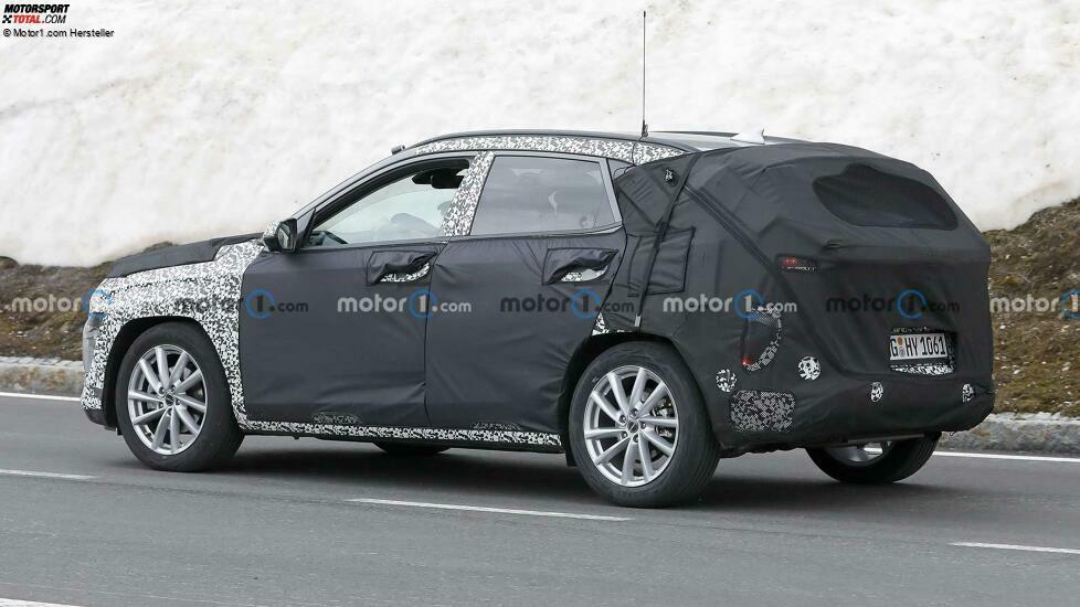 Hyundai Kona (2023) auf neuen Erlkönigfotos