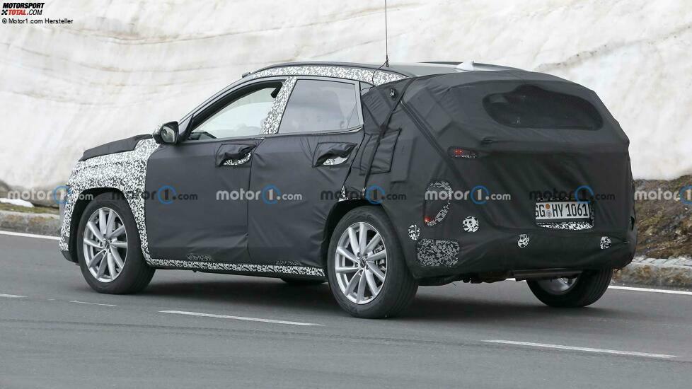 Hyundai Kona (2023) auf neuen Erlkönigfotos