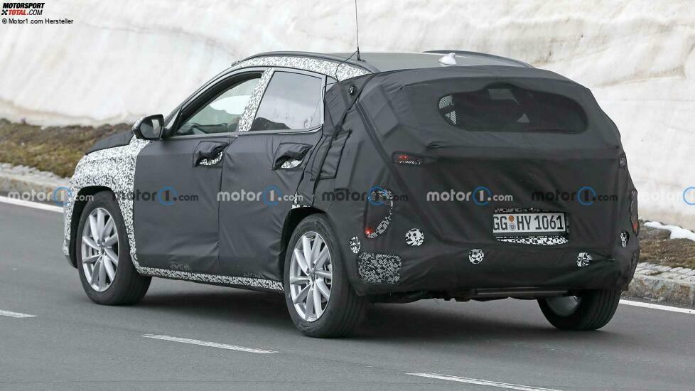 Hyundai Kona (2023) auf neuen Erlkönigfotos