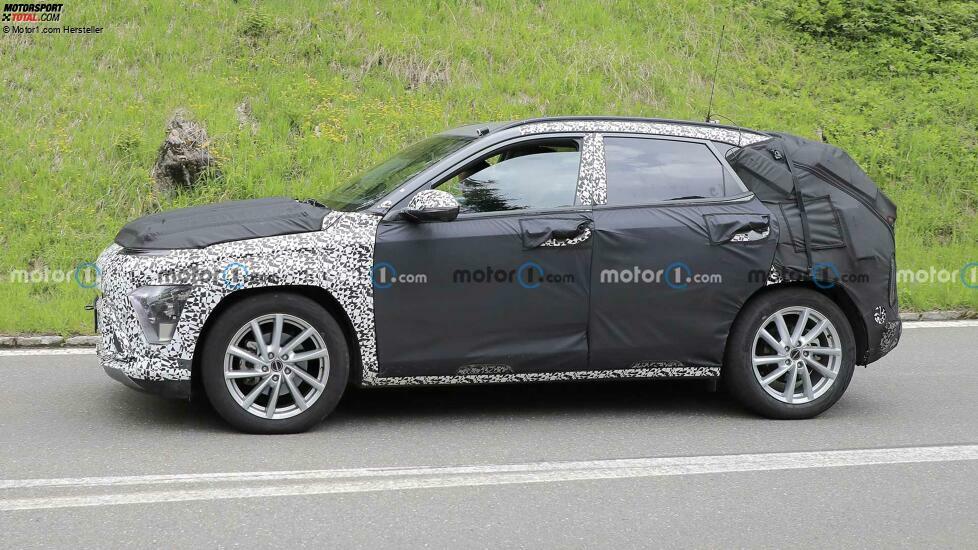 Hyundai Kona (2023) auf neuen Erlkönigfotos