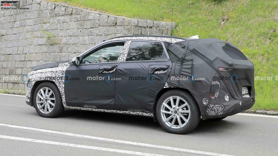 Hyundai Kona (2023) auf neuen Erlkönigfotos