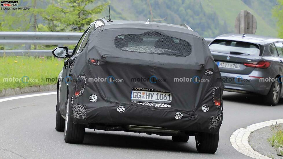 Hyundai Kona (2023) auf neuen Erlkönigfotos