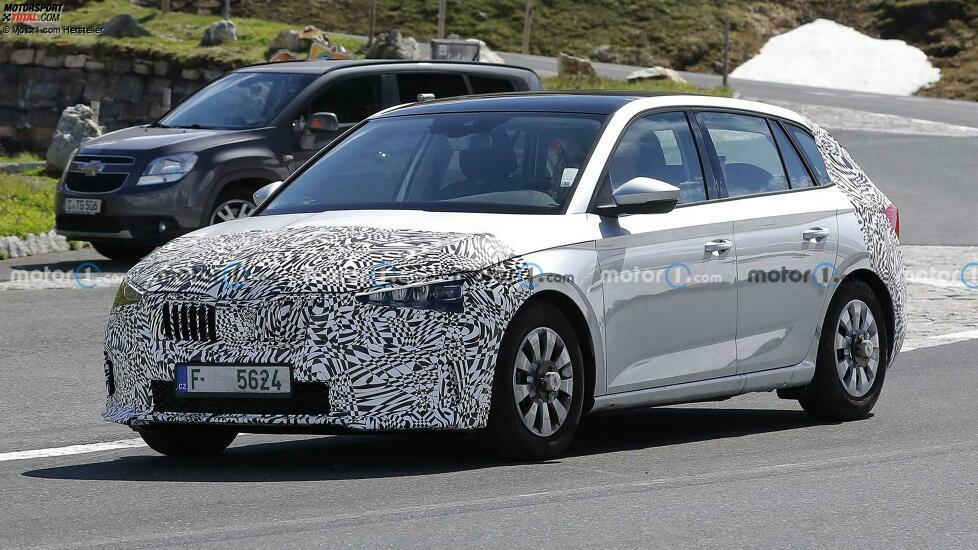 Skoda Scala (2023) mit Facelift als Erlkönig