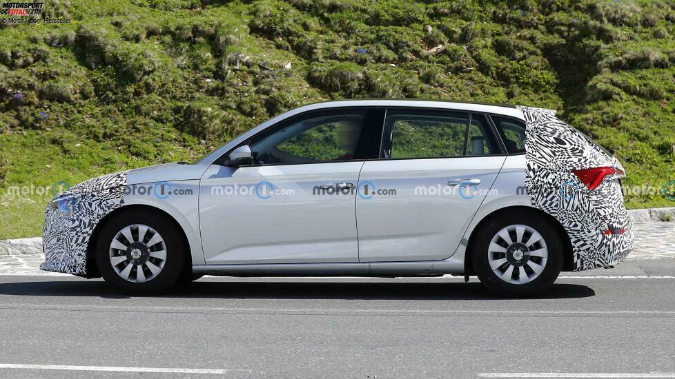 Skoda Scala (2023) mit Facelift als Erlkönig