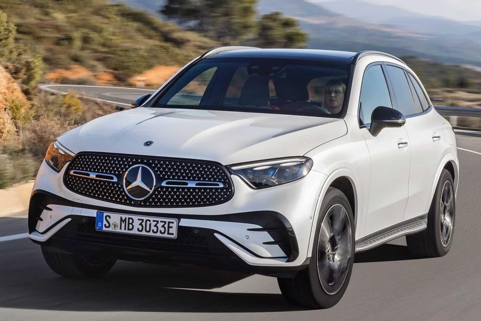 Hier sehen Sie, wie der GLC in Bezug auf Größe, Innenraum, Motoren und Preis abschneidet