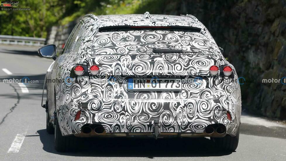 Audi S4 (2023) auf ersten Erlkönigbildern