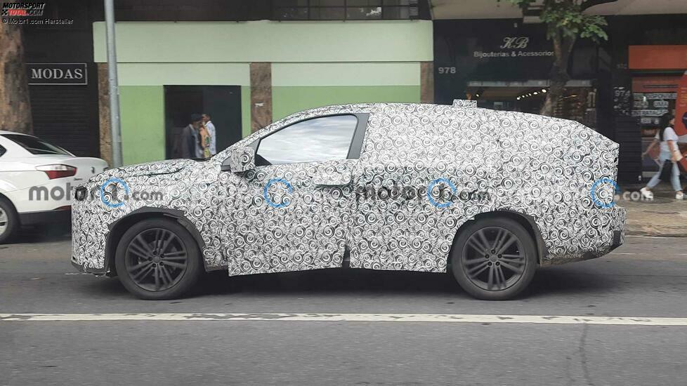 Fiat Fastback (2023) als Erlkönig