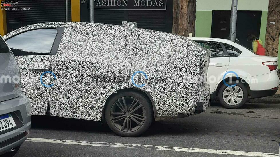 Fiat Fastback (2023) als Erlkönig