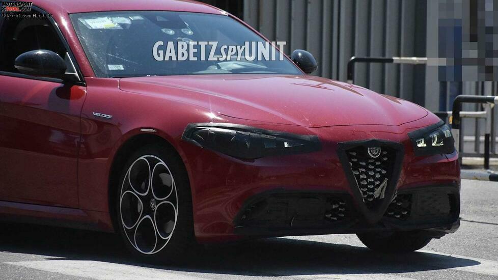 Alfa Romeo Giulia Facelift Spy Shots