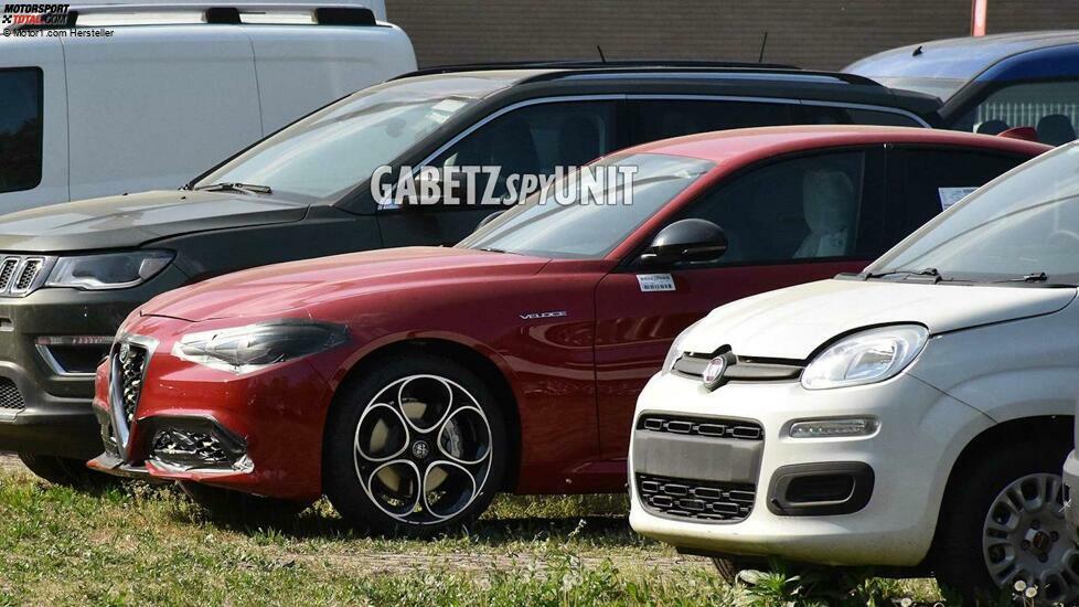 Alfa Romeo Giulia Facelift Spy Shots