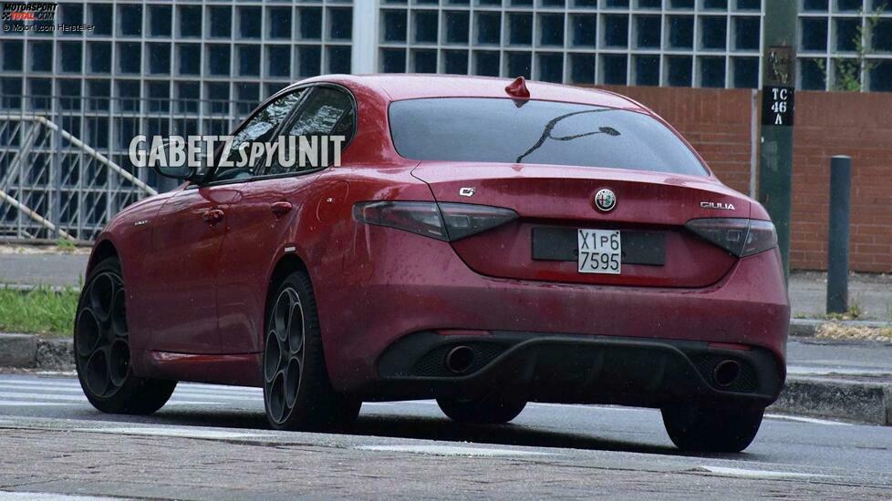 Alfa Romeo Giulia Facelift Spy Shots