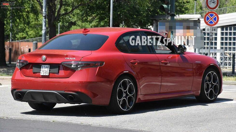 Alfa Romeo Giulia Facelift Spy Shots