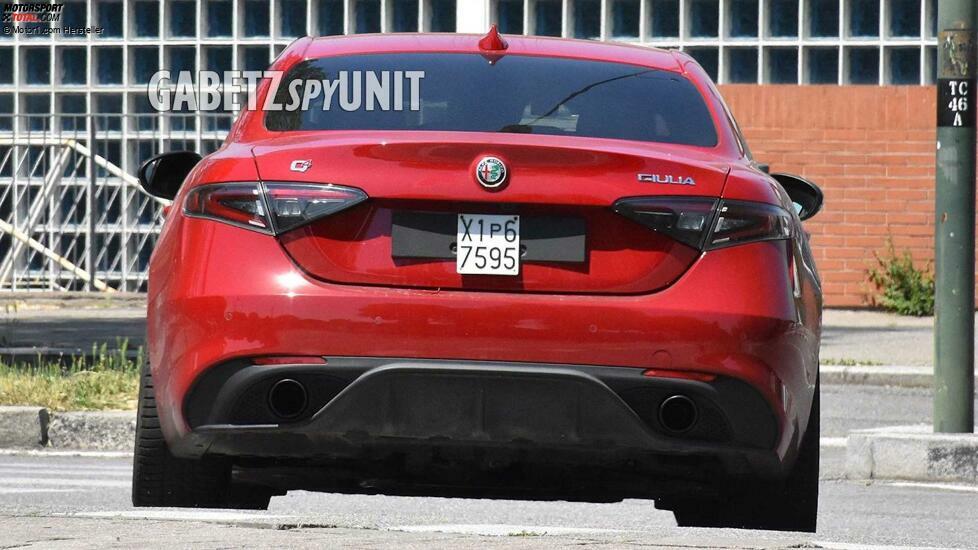 Alfa Romeo Giulia Facelift Spy Shots