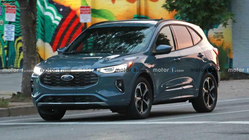 Ford Escape/Kuga (2023) ungetarnt erwischt