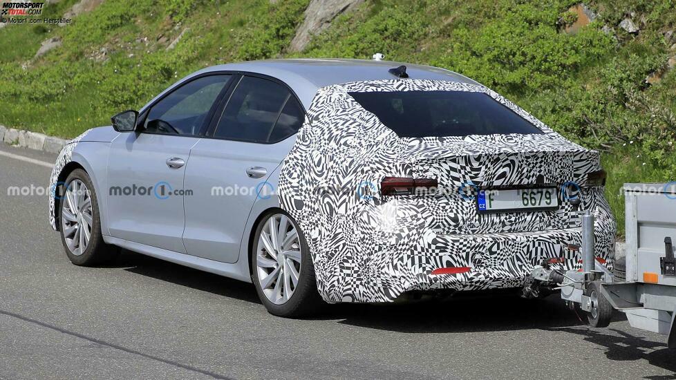 Skoda Octavia Facelift (2023) erstmals als Erlkönig